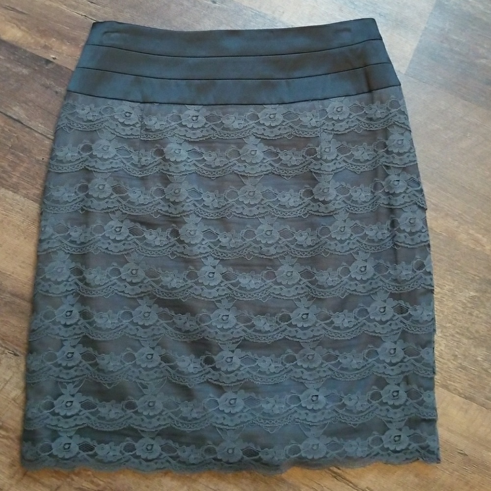 H&M Black and Grey Skirt